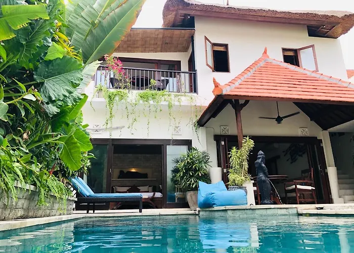 Villa 3br Carissa Centre, Bali By Le Ciel Hospitality Seminyak (Bali)