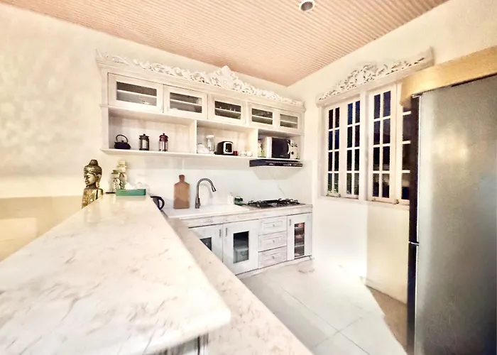 Villa 3br Carissa Centre, Bali By Le Ciel Hospitality Seminyak (Bali)